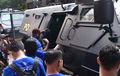 Wow, Pemain Persib Bandung Diangkut Mobil Baja Anti Peluru Saat Tanding ke Jakarta, Bahkan Kaliber 7,62 mm
