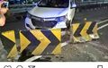 Mobil Tabrak Separator, Ini 5 Potensi Kerusakannya!