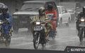 Jangan Salah Pilih, Ini 4 Tips Memilih Jas Hujan untuk Bikers