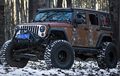 Usang di Luar, Apik di Dalam Jeep Wrangler Hunting Unlimited Karatan Tapi Keren, Kok Bisa?