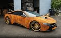 BMW i8 Dibalut Dengan Bodi Yang  Karatan, Gimana Tampilannya?