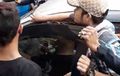 Begini Komentar Netizen Soal Emak-Emak Telanjang Dada Setelah Menabrak Motor