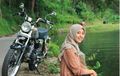 Ini Dia Foto Honda CB Modif dan Cewek Cantik Berhijab, Nomer 6 Bikin Baper Sob!