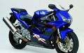 Jangan Minder Kalau Cuma Pakai Honda BeAT, Mukanya Mirip CBR FireBlade Ini!