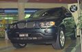 Beli BMW X5 Bekas? Ini Perbandingan Harga BMW X5 2001 dan BMW X5 2006