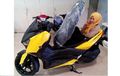 Ada-Ada Saja, Bagasi Maxi Scooter Yamaha Dipakai Buat 4 Hal ini