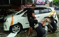Bikin Tampilan Mobil Kamu Kece Dengan Stiker Mobil
