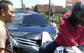 Toyota Avanza Jadi 'Kaleng Kerupuk' Setelah Tabrak Honda CBR