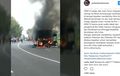 Mengerikan! Video Tabrakan Bus dan Motor Hingga Terbakar