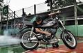 Biar Tahu, Ini Alasan Motor 2-Tak Selalu Keluar Asap Dari Knalpot