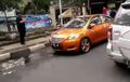 Mobil Bermuka Dua Ditilang, Kalau Lihat Kesel Sendiri Nebak Muka Aslinya