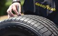 Goodyear Pelopori Program Pemeliharaan Ban untuk Transportasi Online