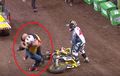 Kocak! Balapan Supercross Diwarnai Aksi 'Smackdown', Tonton Videonya