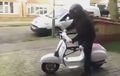 Skuter Mungil Ini Punya Suara Nyaring Banget, Sekali Ngegas Bisa Ngacir Sob! Tonton Videonya