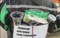 Jangan Baper Duluan! Ini Dia 10 Pesan di Jaket Driver Ojol, Nomor 7 Bikin Ngakak So Hard Sob