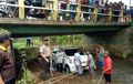 Jepara Heboh! Ada Mobil Tanpa Sopir Nyemplung ke Sungai