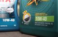 Begini Cara Membaca Kode Angka SAE di Kemasan Oli Mesin Mobil