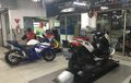 Ajiiib...Yamaha Flagship Shop Jakarta Punya 28 Pit Service, Buat Apa Saja Ya?