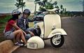 Suka Riding Naik Vespa Klasik? Jangan Lupa Bawa Perabotan Wajib Ini