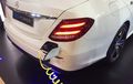 Cara Mengisi Baterai Motor Listrik di Mercedes-Benz E 350 e