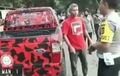 Jelas-Jelas Pelat Nomer Mobilnya Aneh, Pria Beridentitas Organisasi Malah Gede Kepala Ditindak Petugas