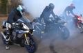Ganas, Adu Burnout Yamaha R1, Kawasaki H2, dan Aprilia RSV4 Berakhir Pecah Ban!
