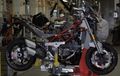 Video Proses Perakitan Multistrada 1200 Ini Bikin Kamu Kepingin Kerja di Pabrik Ducati, Yuk Tonton!