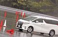 First Drive Toyota Alphard Hybrid Unlike The Others