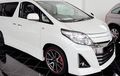 Beli Mobil Bekas Toyota Alphard 2010, Biaya Ganti Kaca Spion yang Pecah