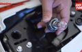 Kaca Lampu Bohlam di Motor Bekas Jangan Dipegang, Ini Alasannya
