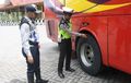 Tak Ada Hari Tanpa Ramp Check, Petugas Terminal Tipe A Blitar Gencarkan Pengecekan Bus Mudik Lebaran