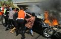 Tegang, Yaris Terbakar Hebat Di Tol, Gubernur DKI Stop Rombongan Langsung Membantu