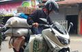 Street Manners: Etika Membawa Barang di Motor Yang Sering Diabaikan