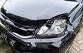 Mulus Bagian Ini Jangan Langsung Percaya, Berikut Ciri Mobil Bekas Tabrak Depan