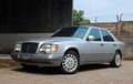 Mengenal Mercedes-Benz E320 A/t 1994