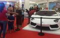 Heboh, Yuks Foto Bareng Mobil Seharga Rp 12 Miliar di Technomart OTOMOTIF Experience!