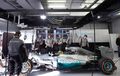 F1 : Hamilton Coba Merusak Mobil Saat Tes Buat Mencari Kelemahan