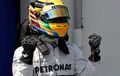 Hamilton Akhirnya Raih Kemenangan Perdana di Tim Mercedes GP