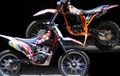 Duet Honda GL-100, Satu Hati Bergaya Trail