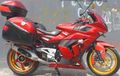 Bajaj Pulsar 220 DTS-i, Tidak Mau Apa Adanya