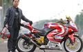 Kawasaki Ninja 250R, Bintangnya Colin Edwards