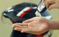 Pentingnya Cuci Tangan, Usir Kuman Setelah Berkendara