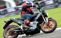 First Ride Zero Motorcycle, Motor Listrik Ini Kencang Juga!