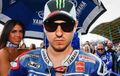 Lorenzo Frustrasi Dipecundangi Marquez di Sesi Kualifikasi MotoGP Inggris