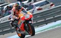 Pedrosa Menang, Marquez Permalukan Lorenzo di Tikungan Lorenzo