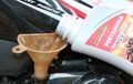 Nih Panduan Ringan Ganti Oli Motor Sendiri