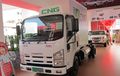 Isuzu Pamer Truk Gas di IIMS 2012