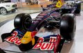 Infiniti Hadirkan Replika Formula 1 Milik Vettel, Mau Foto Bareng?