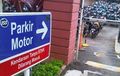 Parkir Aman Terlihat Jelas dan Agak Berliku