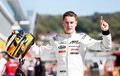 Juara Dunia 2015 Stoffel Vandoorne Kalahkan Lewis Hamilton